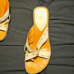 Size 11 Karen Scott wedge sandals